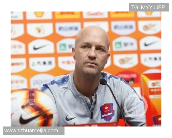 重庆足球队的崛起与挑战：聚焦球队力量与未来发展之路